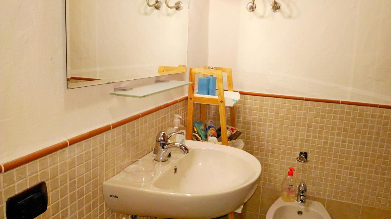 Oldtown Romantic Apartment كالياري المظهر الخارجي الصورة